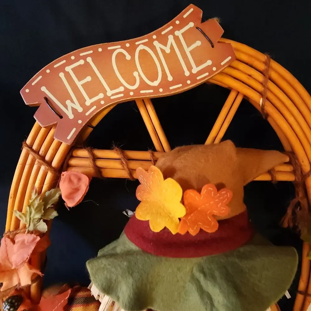 Fall Harvest Welcome Door Hanger Wreath Scarecrow Leaves Thanksgiving Decor Sign